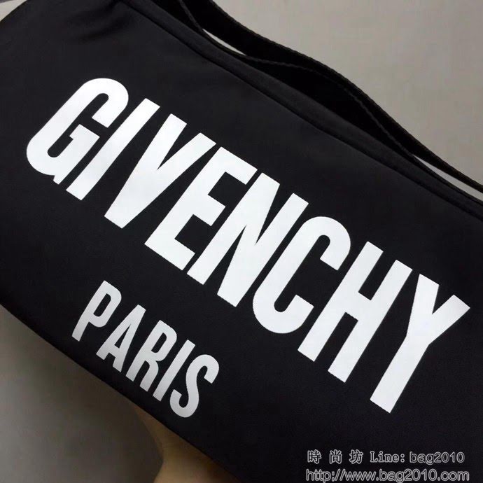 GlVENCHY紀梵希 男款斜挎胸包 單肩包 防水布料製作 093458  tsg1160